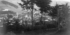 historické foto kapličky (vpravo)