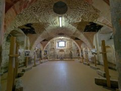 pohled na přístavek s již zaniklou kaplí