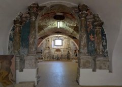 portál do přístavku s dnes již zaniklou kaplí