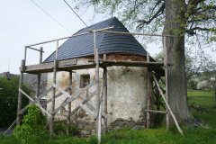 pohled zezadu zprava