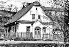 historické foto kaple před domem č.p. 293