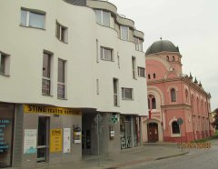 pohled zepředu zprava