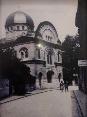 starší foto synagogy