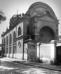 starší foto synagogy