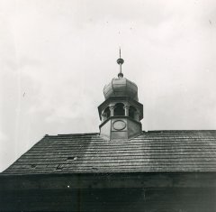 sanktusník na kostele