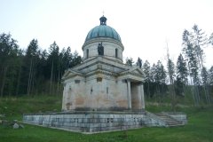 pohled zepředu zleva
