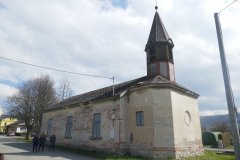pohled zezadu zprava