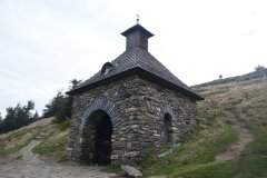 pohled zepředu zprava