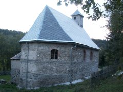 pohled zezadu zleva