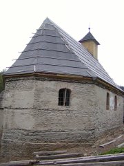 pohled zezadu zleva