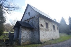 pohled zepředu zprava