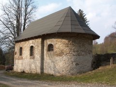 pohled zezadu zprava