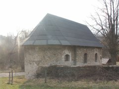 pohled zezadu zleva