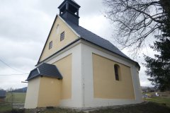 pohled zepředu zprava