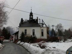 požár kaple