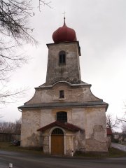 průčelí kostela