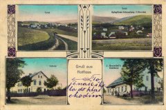 dobová pohlednice vsi s kostelem (vpravo nahoře)