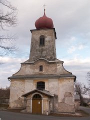 průčelí kostela