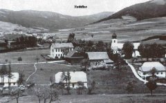celkový pohled na ves s kostelem