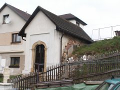pohled zepředu zprava