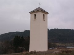 pohled zezadu zprava