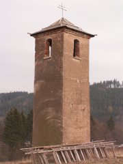 pohled zezadu zprava