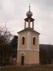 pohled zepředu zprava