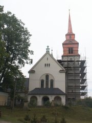 průčelí kostela
