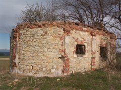 pohled zezadu zleva