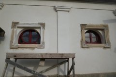 pohled zprava