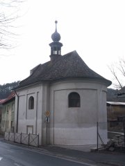 pohled zezadu zprava