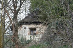 pohled zezadu zleva