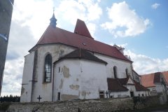 pohled zezadu zleva