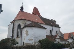 pohled zezadu zleva