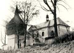 starší foto kostela
