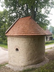 pohled zezadu zprava