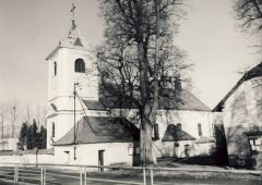 starší foto kostela
