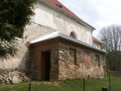 pohled zprava