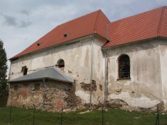 pohled zprava