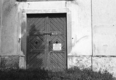 vchod do kostela