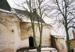 kostel krátce před zhroucením věže