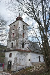 pohled zepředu zprava