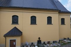pohled na zadní část zprava