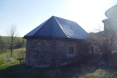 pohled zezadu zleva
