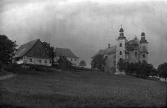 kostel a fara