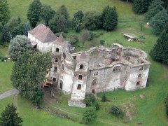 letecké foto kostela