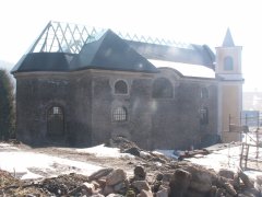 pohled zezadu zleva