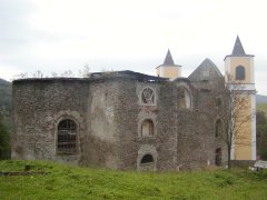pohled zezadu zleva