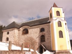 pohled zleva