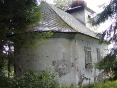 pohled zezadu zleva